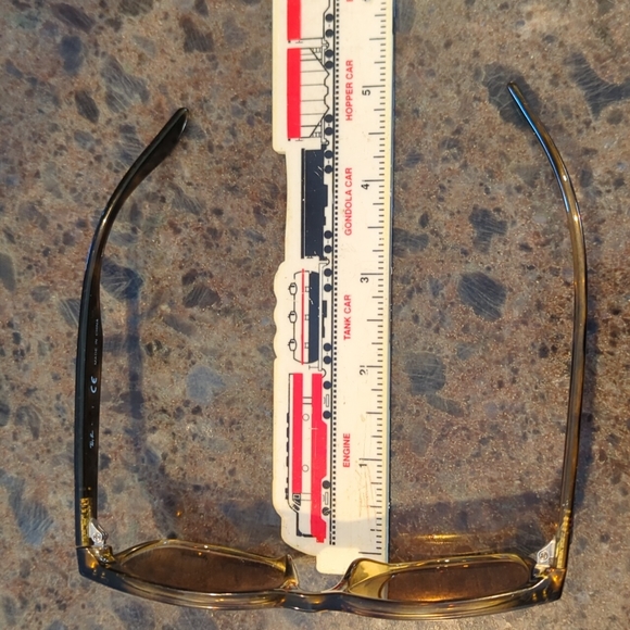 Ray Ban junior wayfarers - Picture 10 of 14